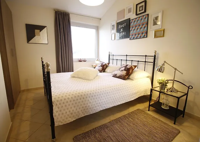 Apartment Marer Trogir